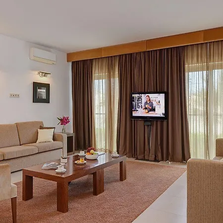 Ξενοδοχείο Sao Rafael Holidays Αλμπουφέιρα